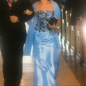 Beautiful two piece gown.